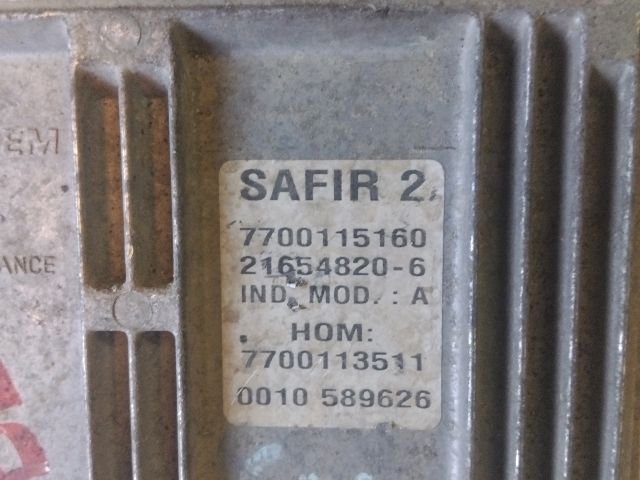 bontott RENAULT CLIO II Motorvezérlő