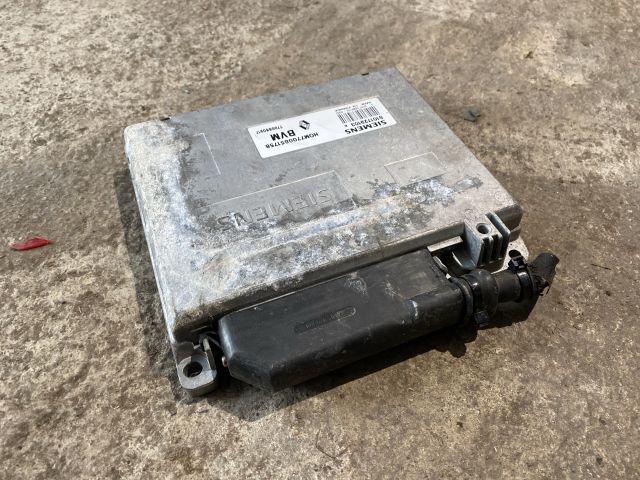 bontott RENAULT CLIO II Motorvezérlő