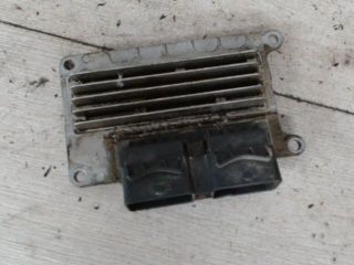 bontott RENAULT CLIO II Motorvezérlő