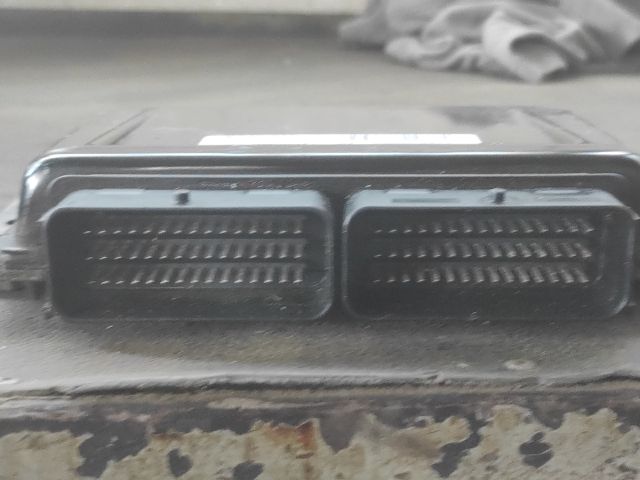 bontott RENAULT CLIO II Motorvezérlő