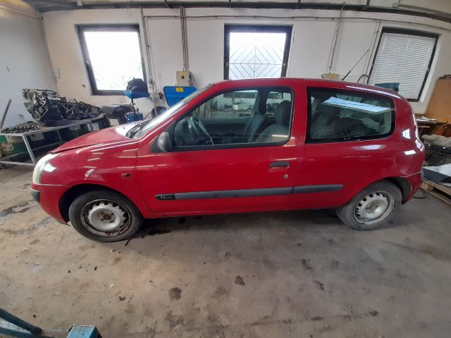 bontott RENAULT CLIO II Porlasztó (1 db)