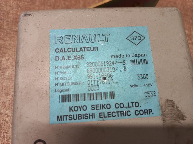 bontott RENAULT CLIO II Szervó Szivattyú Elektronika