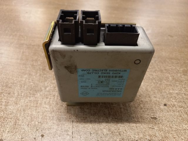 bontott RENAULT CLIO II Szervó Szivattyú Elektronika