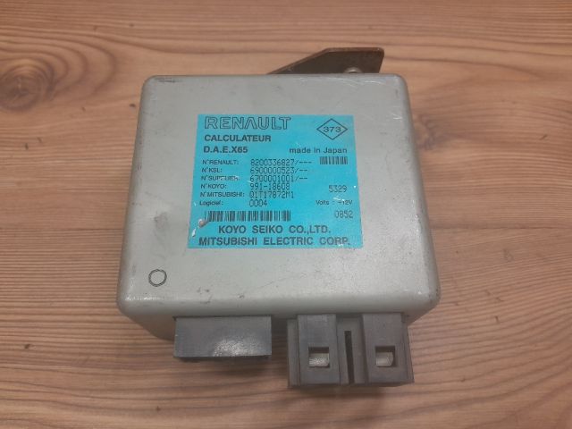 bontott RENAULT CLIO II Szervó Szivattyú Elektronika