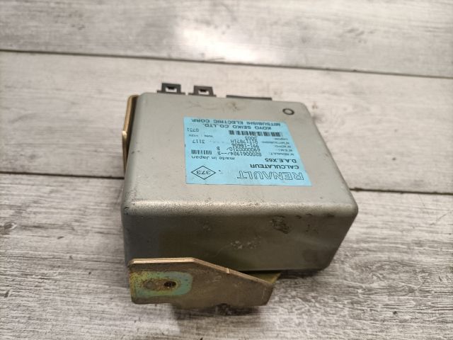 bontott RENAULT CLIO II Szervó Szivattyú Elektronika