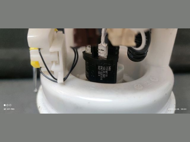 bontott RENAULT CLIO II Üzemanyag Szivattyú