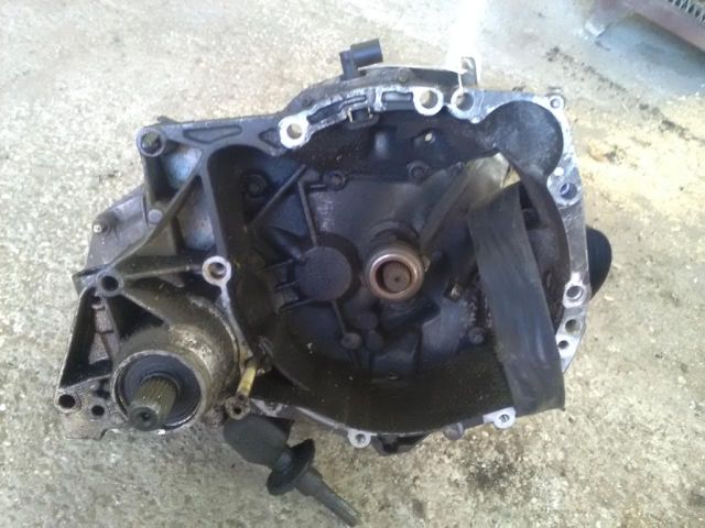 bontott RENAULT CLIO II Váltó (Mechanikus)