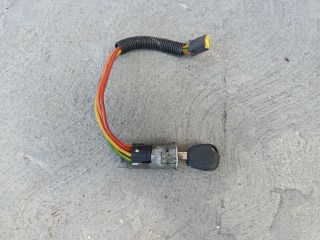 bontott RENAULT CLIO II Gyújtáskapcsoló