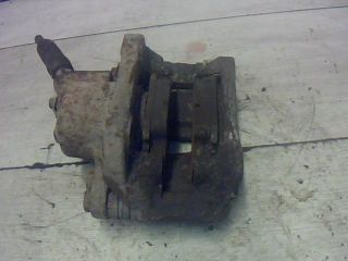 bontott RENAULT CLIO II Jobb első Féknyereg Munkahengerrel