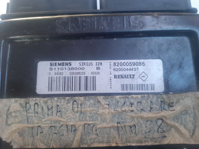 bontott RENAULT CLIO II Motorvezérlő