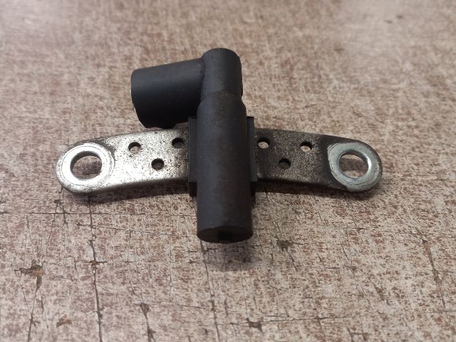 bontott RENAULT CLIO II Főtengely Fordulatszám Jeladó