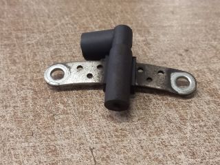 bontott RENAULT CLIO II Főtengely Fordulatszám Jeladó