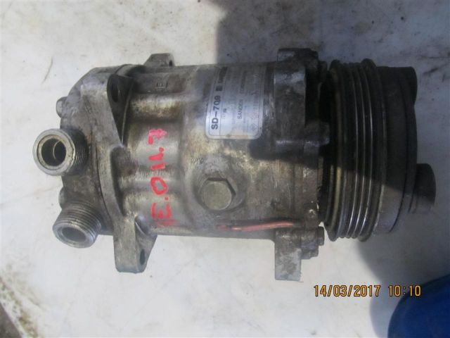 bontott RENAULT CLIO II Klímakompresszor