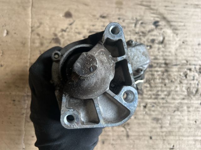 bontott RENAULT CLIO II Önindító