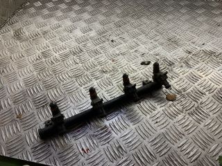 bontott RENAULT CLIO II Porlasztó Sor / Híd