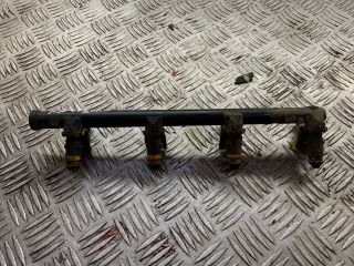 bontott RENAULT CLIO II Porlasztó Sor / Híd