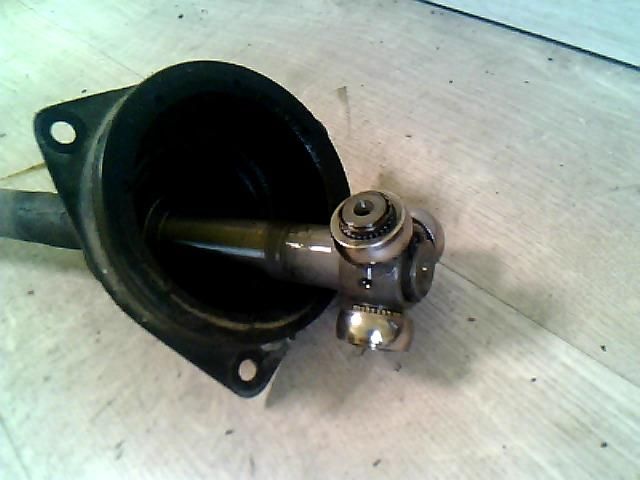 bontott RENAULT CLIO II Bal Féltengely