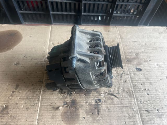 bontott RENAULT CLIO II Generátor