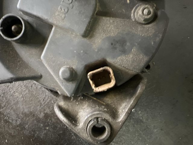 bontott RENAULT CLIO II Generátor