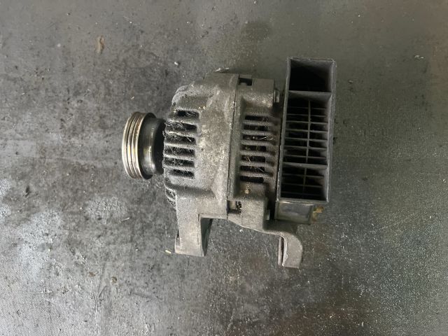 bontott RENAULT CLIO II Generátor