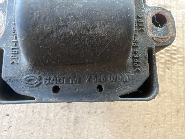 bontott RENAULT CLIO II Gyújtótrafó