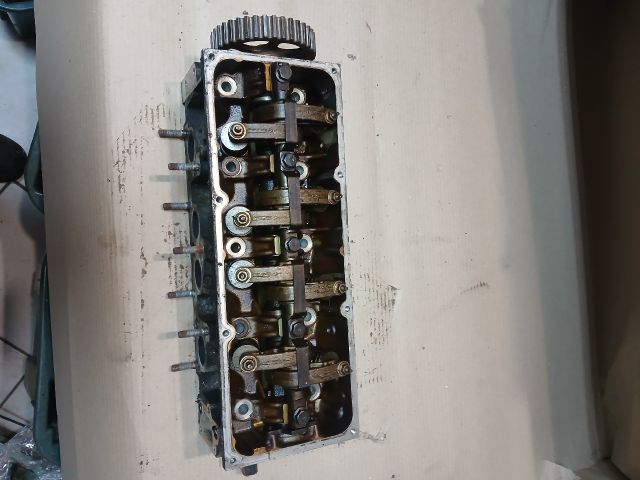 bontott RENAULT CLIO II Hengerfej