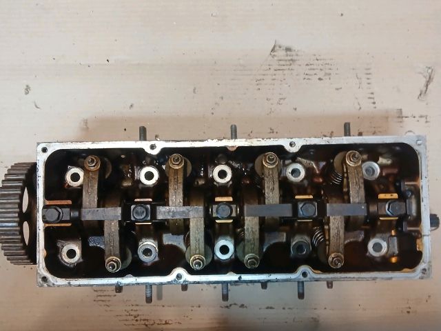 bontott RENAULT CLIO II Hengerfej