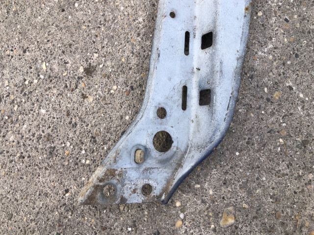 bontott RENAULT CLIO II Homlokfal (Üres lemez)