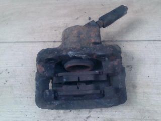 bontott RENAULT CLIO II Jobb első Féknyereg Munkahengerrel