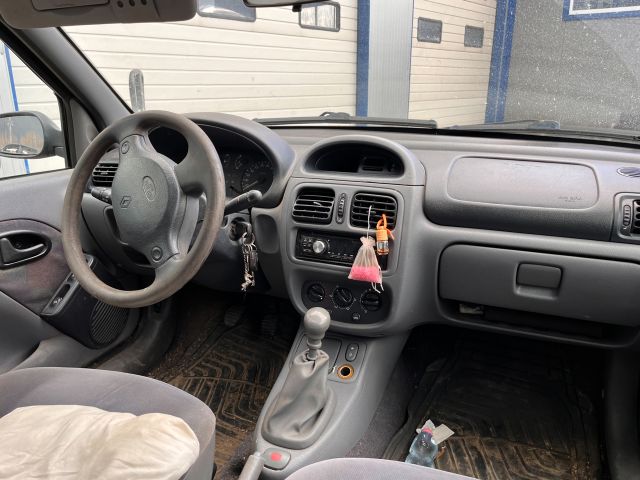 bontott RENAULT CLIO II Jobb Féltengely