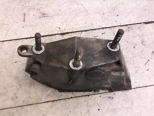 bontott RENAULT CLIO II Motor Tartó Bak (Fém)