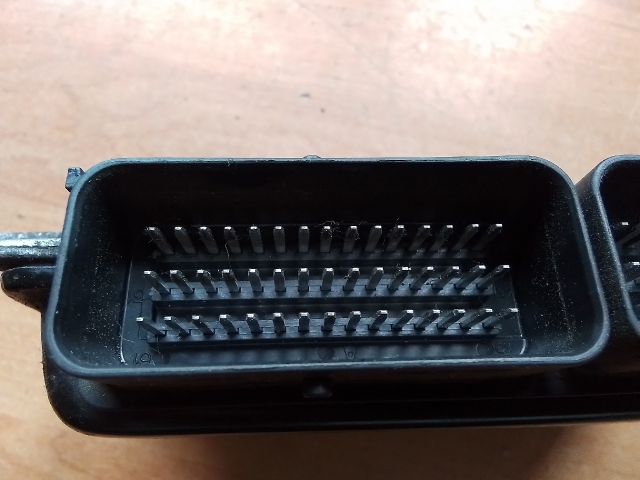 bontott RENAULT CLIO II Motorvezérlő