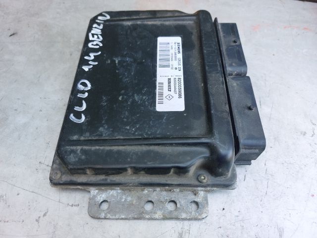 bontott RENAULT CLIO II Motorvezérlő