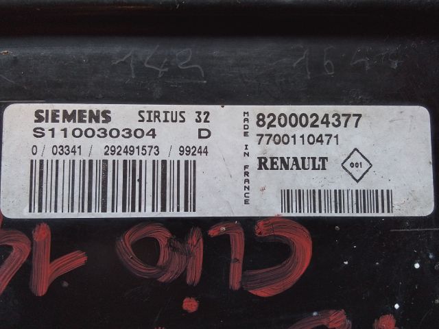 bontott RENAULT CLIO II Motorvezérlő