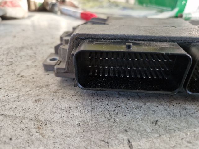 bontott RENAULT CLIO II Motorvezérlő