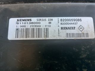 bontott RENAULT CLIO II Motorvezérlő