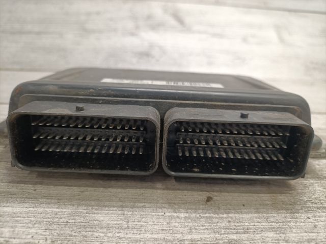 bontott RENAULT CLIO II Motorvezérlő