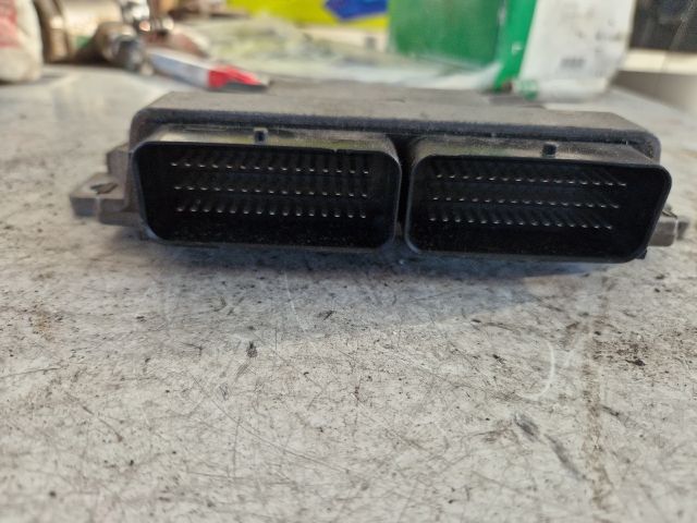 bontott RENAULT CLIO II Motorvezérlő