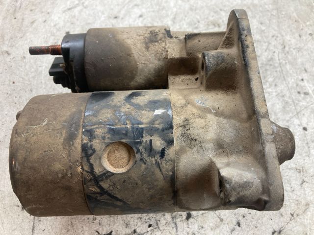 bontott RENAULT CLIO II Önindító