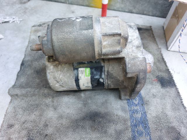 bontott RENAULT CLIO II Önindító