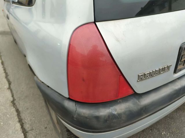 bontott RENAULT CLIO II Porlasztó (1 db)