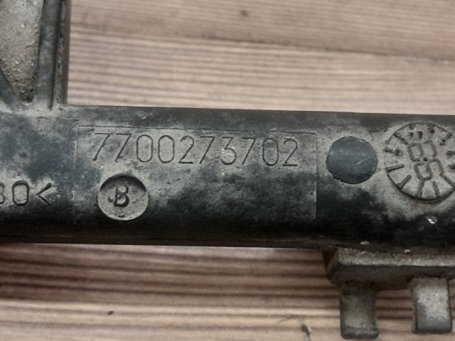 bontott RENAULT CLIO II Porlasztó Sor / Híd