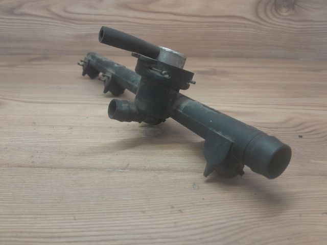 bontott RENAULT CLIO II Porlasztó Sor / Híd