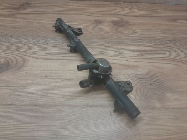 bontott RENAULT CLIO II Porlasztó Sor / Híd