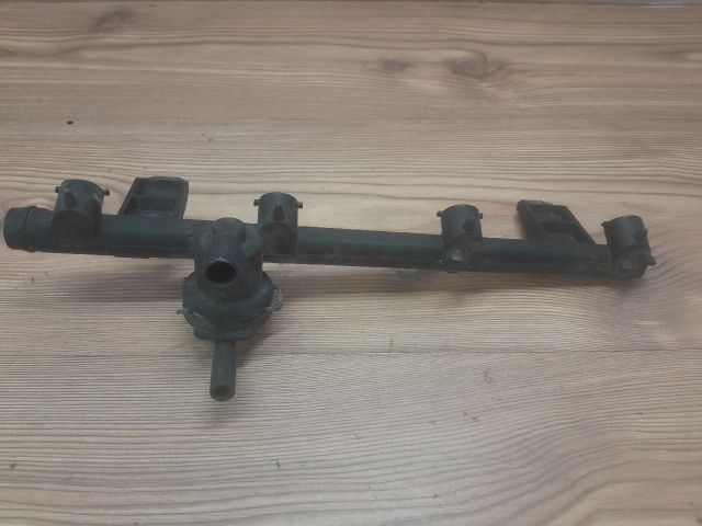 bontott RENAULT CLIO II Porlasztó Sor / Híd