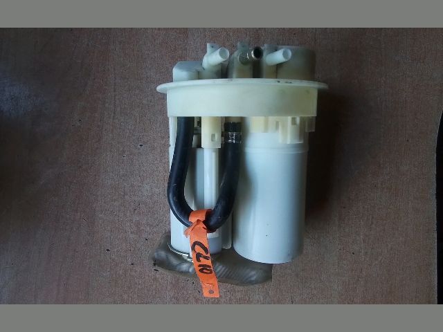 bontott RENAULT CLIO II Üzemanyag Szivattyú