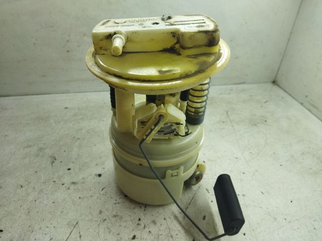 bontott RENAULT CLIO II Üzemanyag Szivattyú