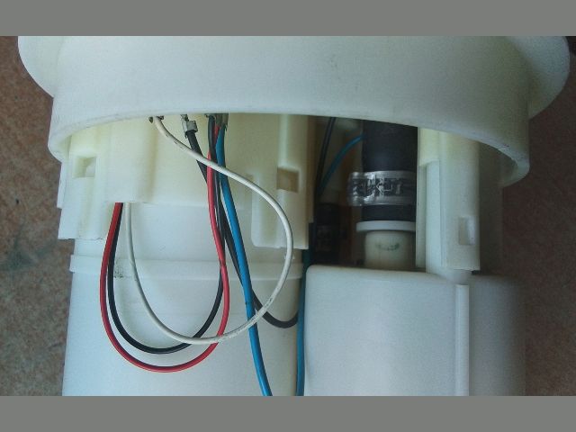 bontott RENAULT CLIO II Üzemanyag Szivattyú