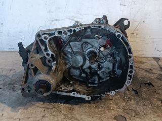 bontott RENAULT CLIO II Váltó (Mechanikus)