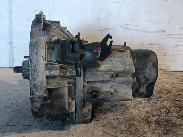 bontott RENAULT CLIO II Váltó (Mechanikus)
